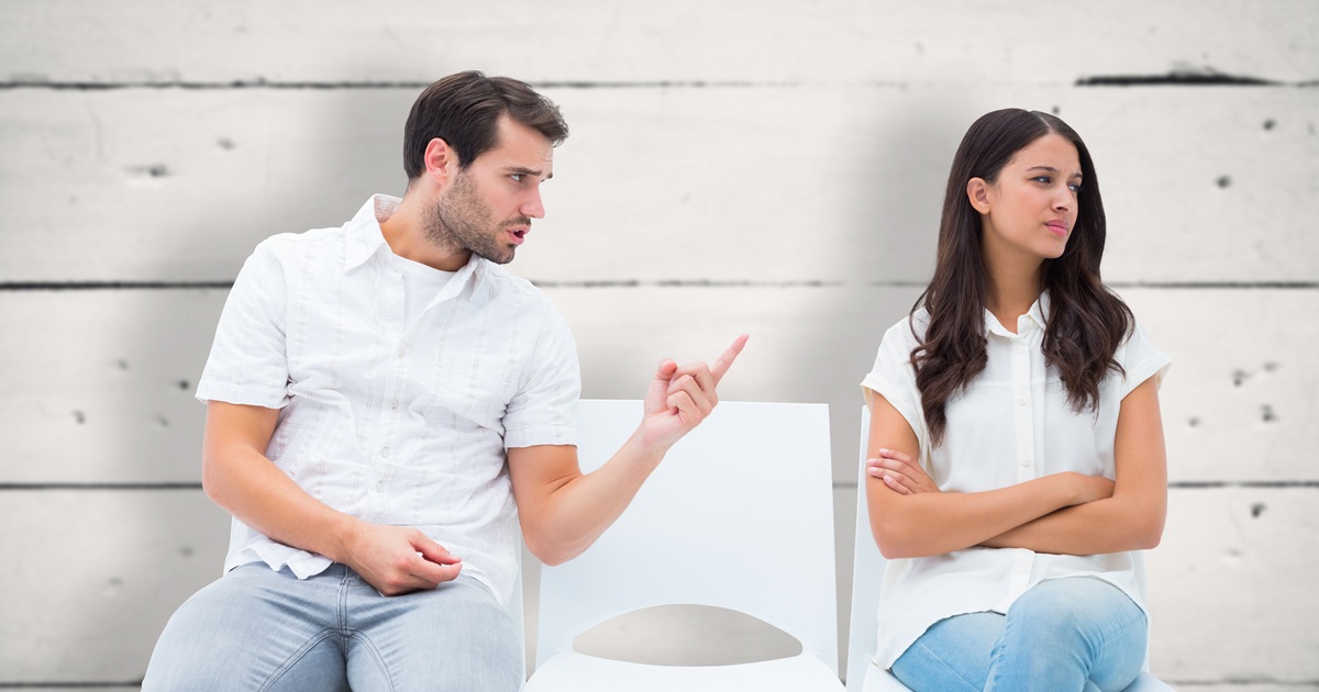 理屈っぽい人の男女それぞれの心理と特徴！理屈的な人は仕事や恋愛でどうなる？