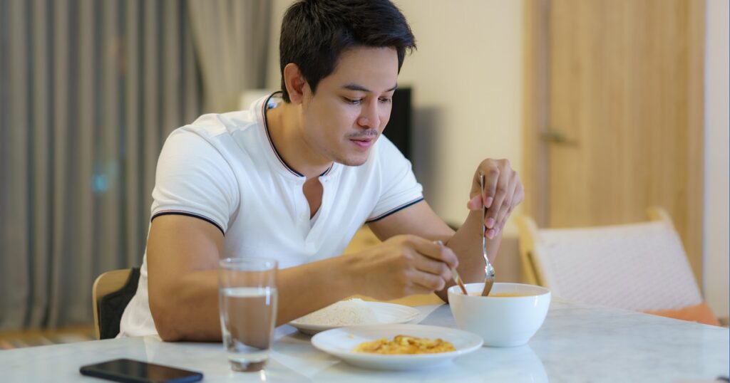 男のくせに少食