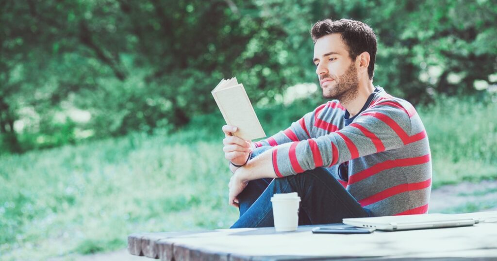 読書好きな男性の性格