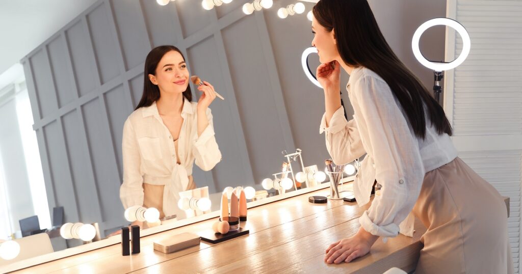 好きな人のタイプに合わせる女性