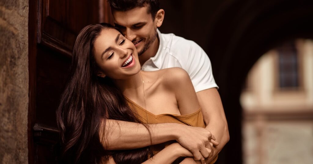 男性が女性に愛してると言う心理