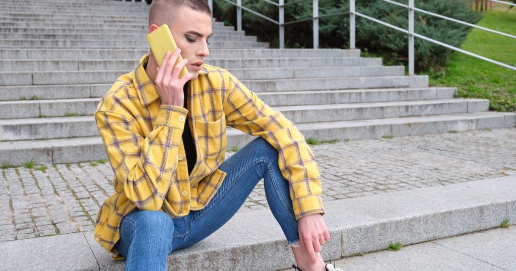 聞き上手な中性的な男性