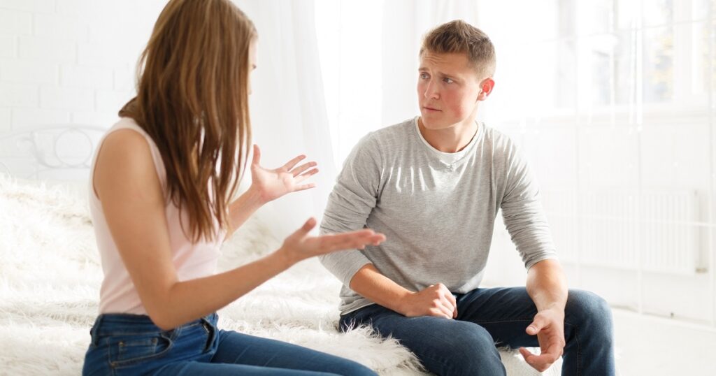 彼氏がめんどくさいと思う寂しがり屋な彼女