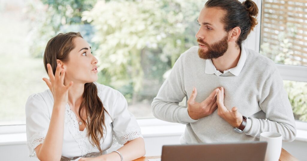 理屈っぽい女性の特徴