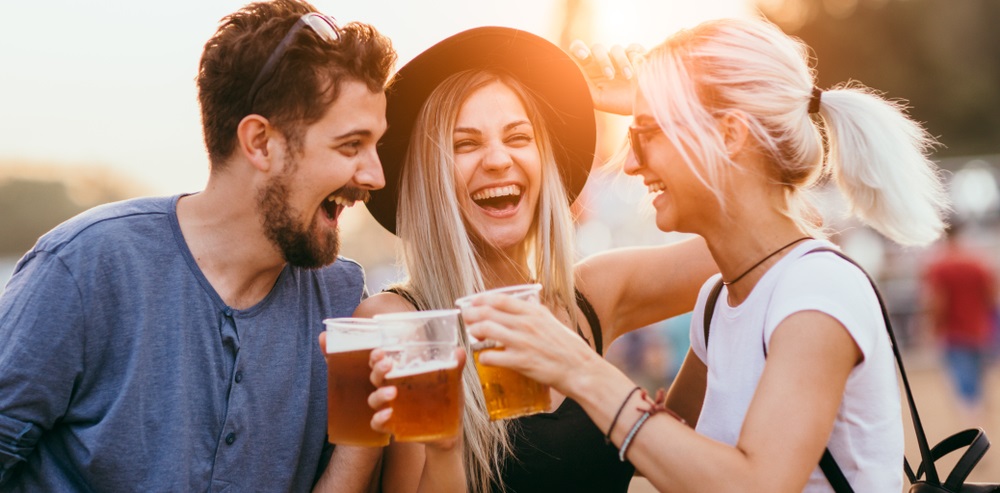 他の人が一緒なら脈なし