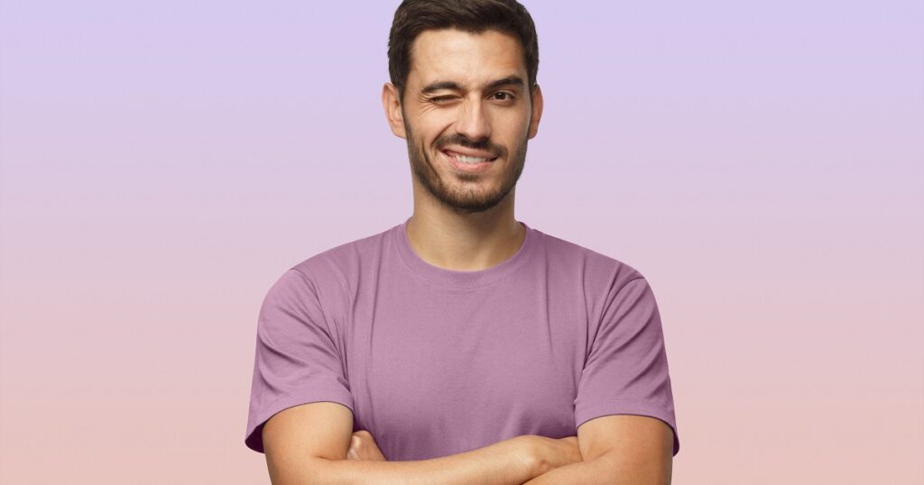 頭ぽんぽんする男