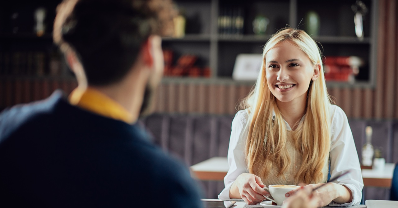 友達の紹介で出会った男性を好きになった！付き合うための上手なアプローチ