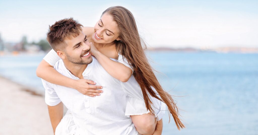 彼氏と離れたくない彼女