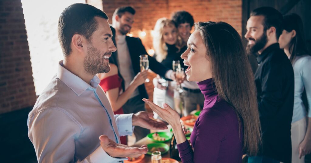 婚活パーティーでモテる女性