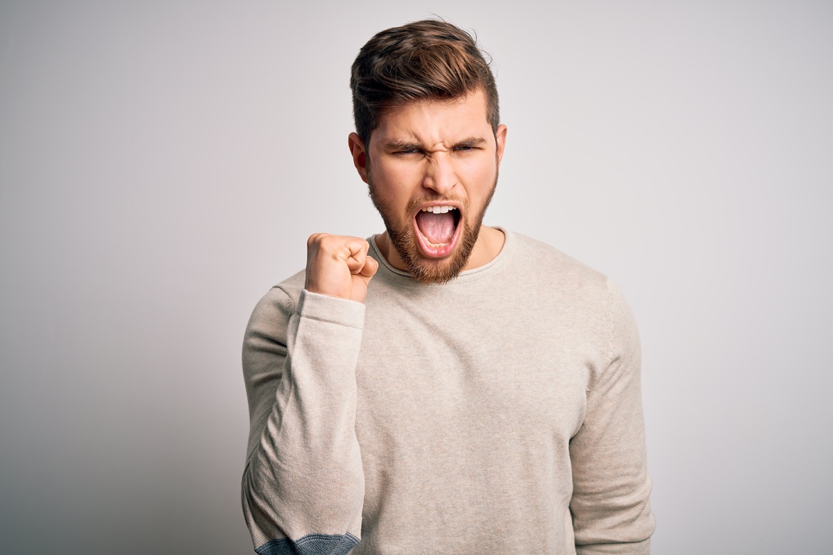 関わりをもつとムカつく！イラつく！！他人を見下す人・・・男性と女性の特徴