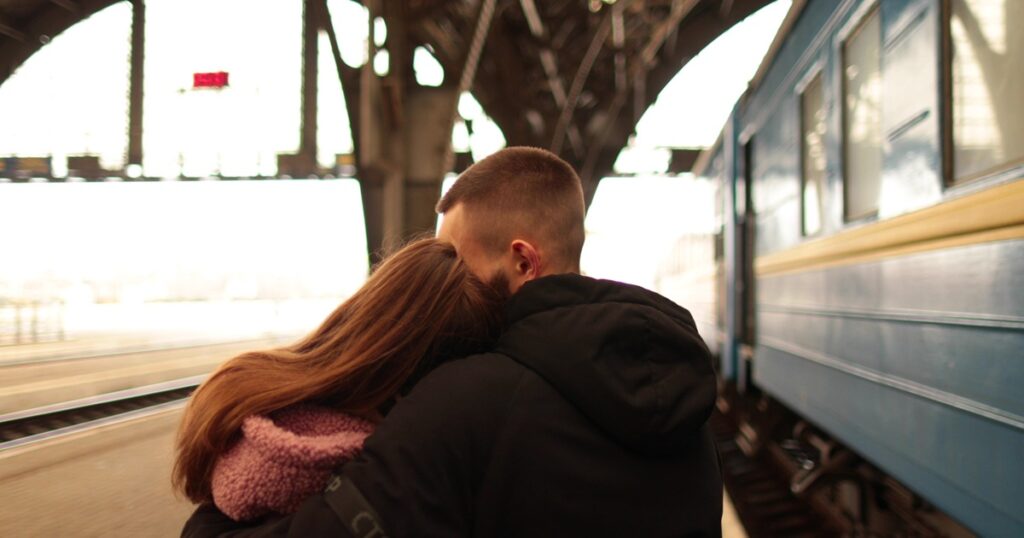 遠距離恋愛中のカップル