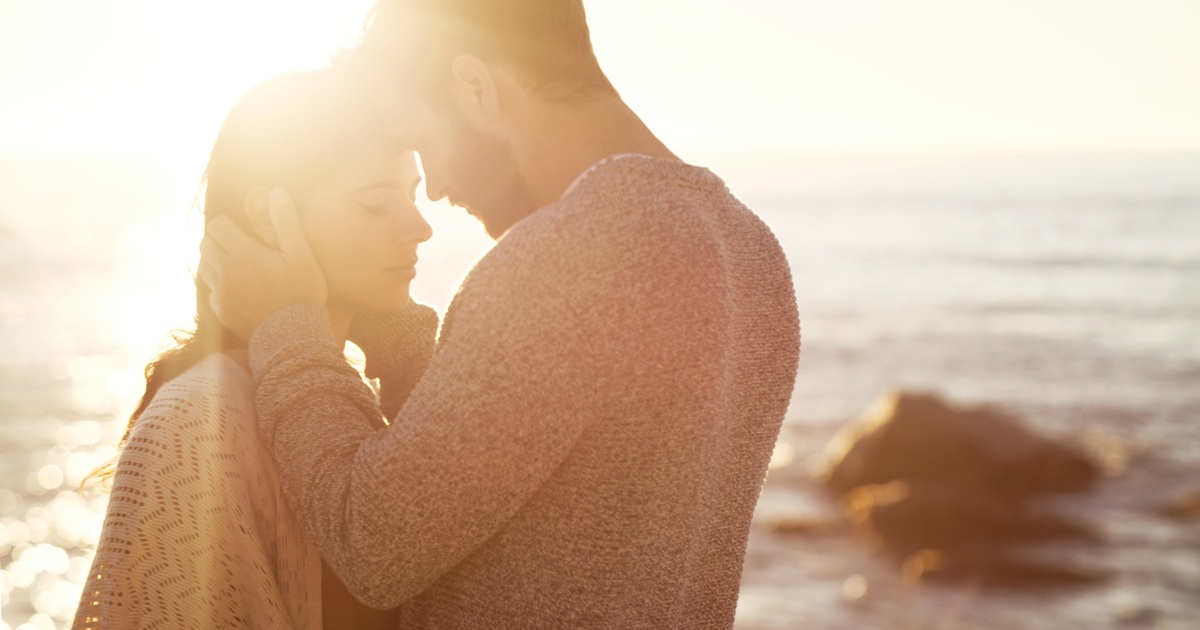 一生忘れられない存在になりたい？男の心にずっと残る元カノや女性の特徴とは？