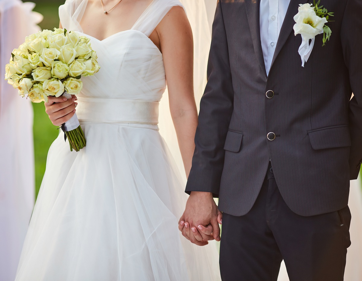 意識するタイミングは年齢！？きっかけは？？女性が結婚を考える時の心理とは