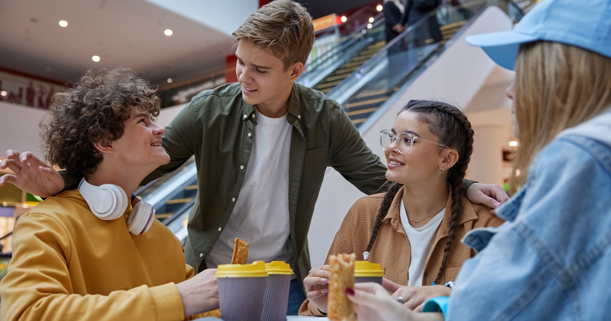 高校生の元カレに効果あり！？元彼と復縁したいと思わせるには？ヨリを戻すコツ