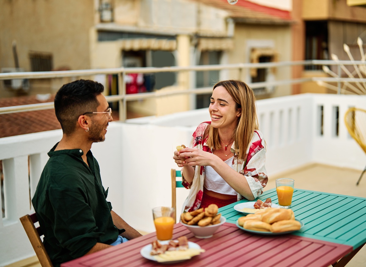 気になる女性が脈ありか気になる！女性からの脈ありサインが分らない時の対策とは