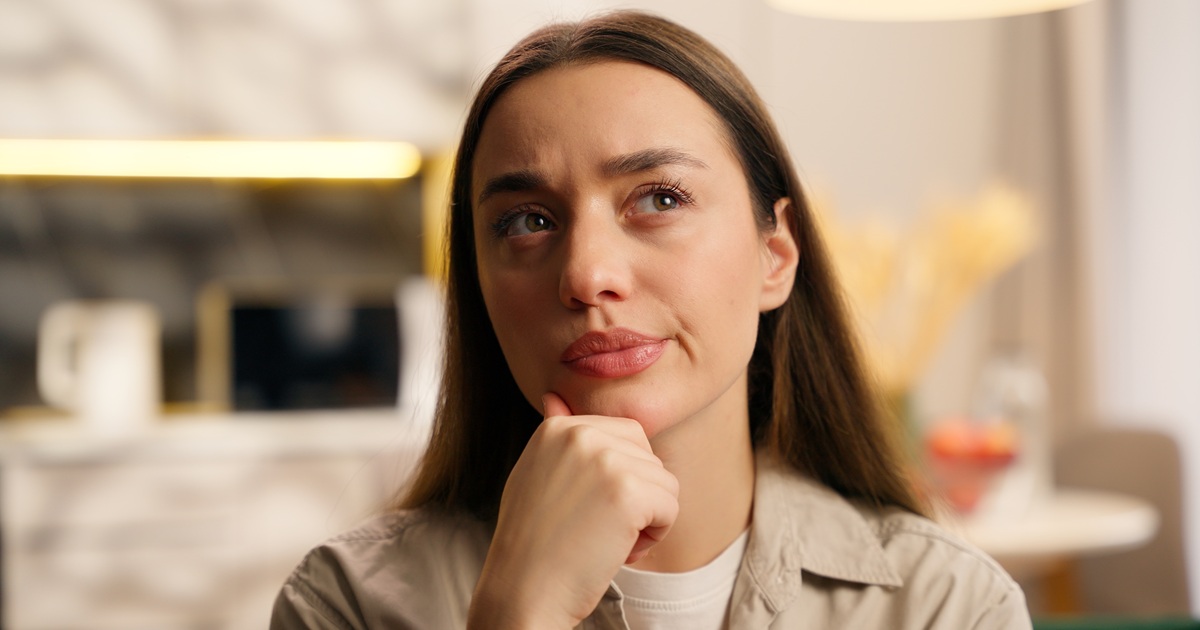 彼氏が仕事や友達の付き合いで人数合わせの合コンへ誘われた時の彼女の対処法！