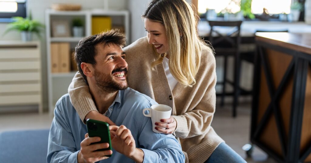 歳の差カップルの様子