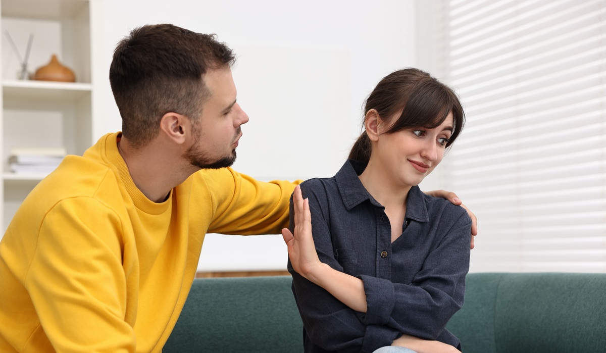 妄想が凄い！気持ち悪い…むっつり男の特徴とは？気を付けるべきポイントも解説！