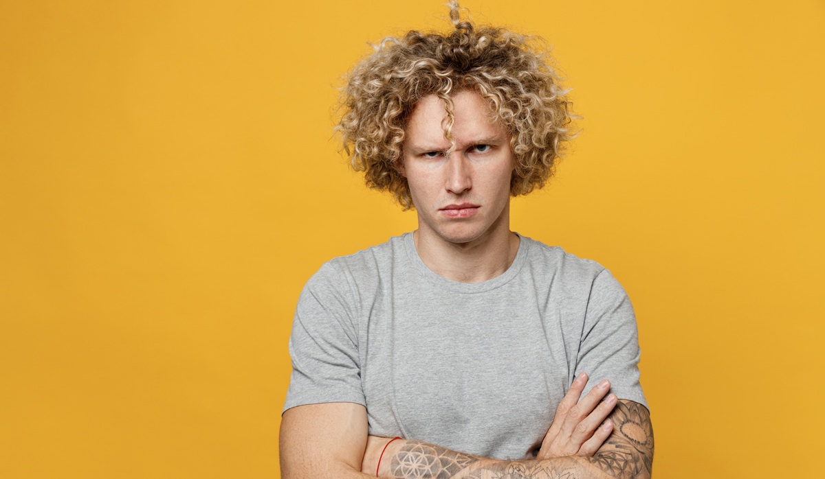 うざい…本気を出してないアピールする男の特徴とは？意外な心理が隠れているかも