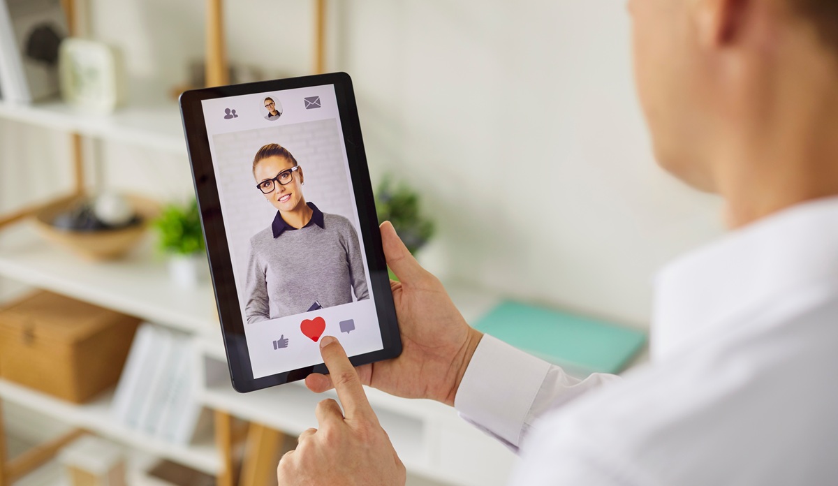 第一印象で判断してない！？婚活アプリでうまくいかない人の特徴と対策を解説！