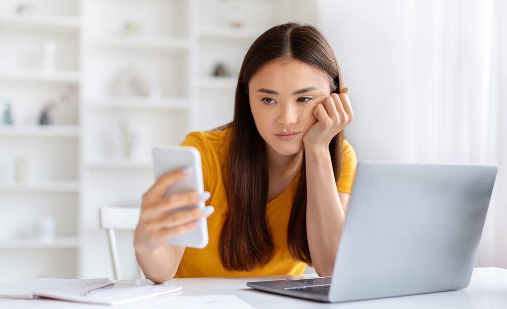 付き合いたてだけど彼氏のことは嫌いじゃないけど会いたくない時の対処方法を教えてください！付き合って間もないけど別に会いたいと全然思わないし面倒だな。会いたくない