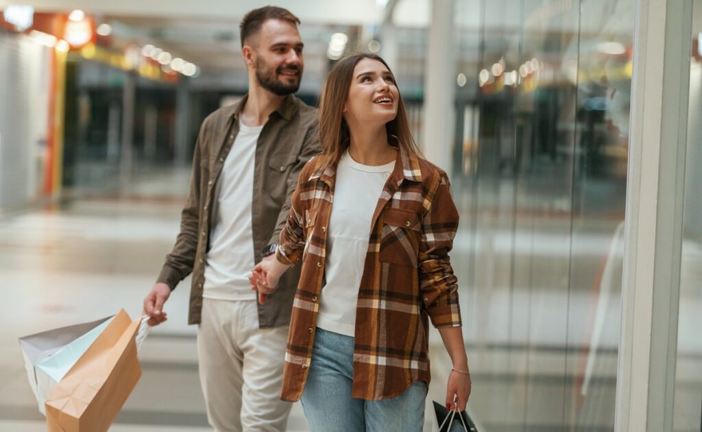 彼女との価値観が合わず疲れてきた時の男性側の対処法を教えてください。日常の小さな意見の食い違いや、金銭感覚・趣味・将来の考え方の違いが積み重なり、「このまま付き