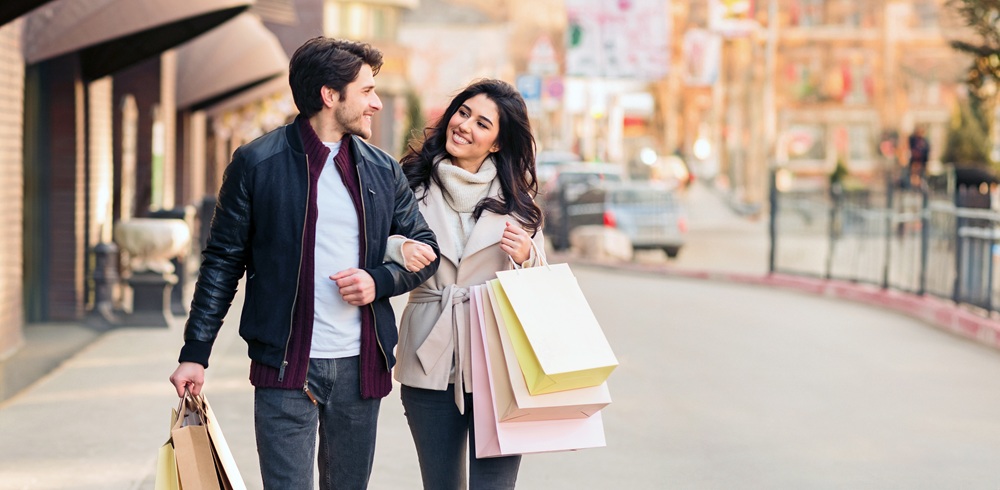 彼女の買い物が長くて疲れること