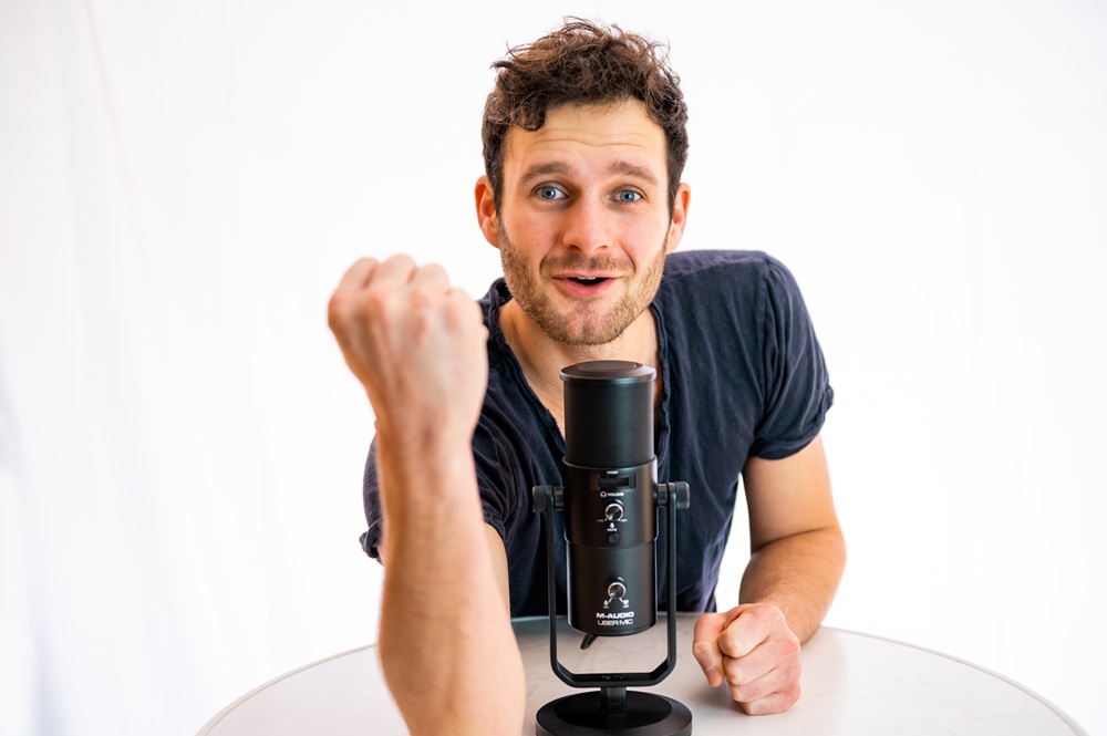 女性の方にお聞きします。 日本