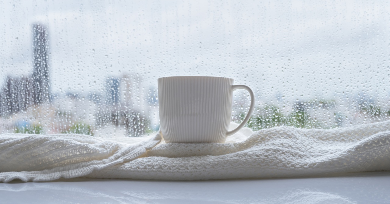 これから梅雨の時期に入りますが、その時期のデートに関しての質問になります。例えばある1日にデートの約束をしていたとして、でもその日が天気予報で雨予報だった時にど